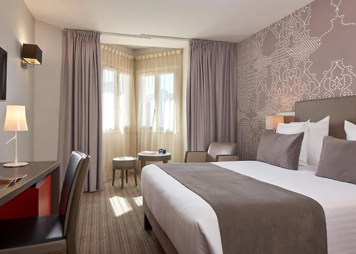 Timhotel Opera Blanche Fontaine